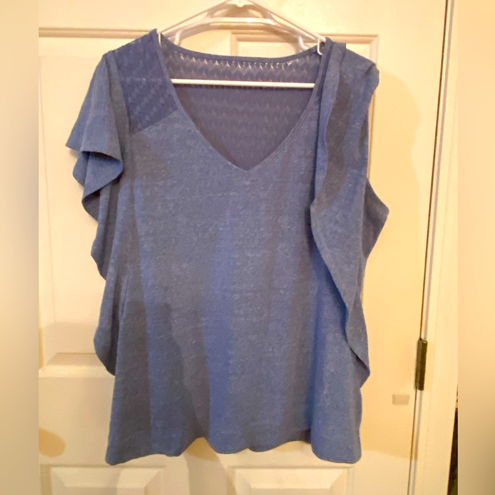 Flutter sleeve jersey and lace top